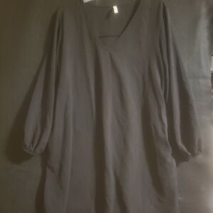 Women's Black V-Neck Puff Sleeve Top